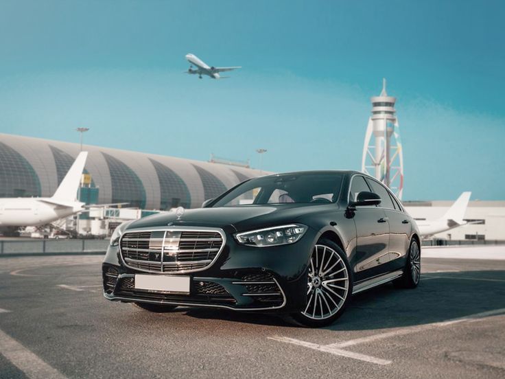 Flight tracking and FLL Airport chauffeur coordination
