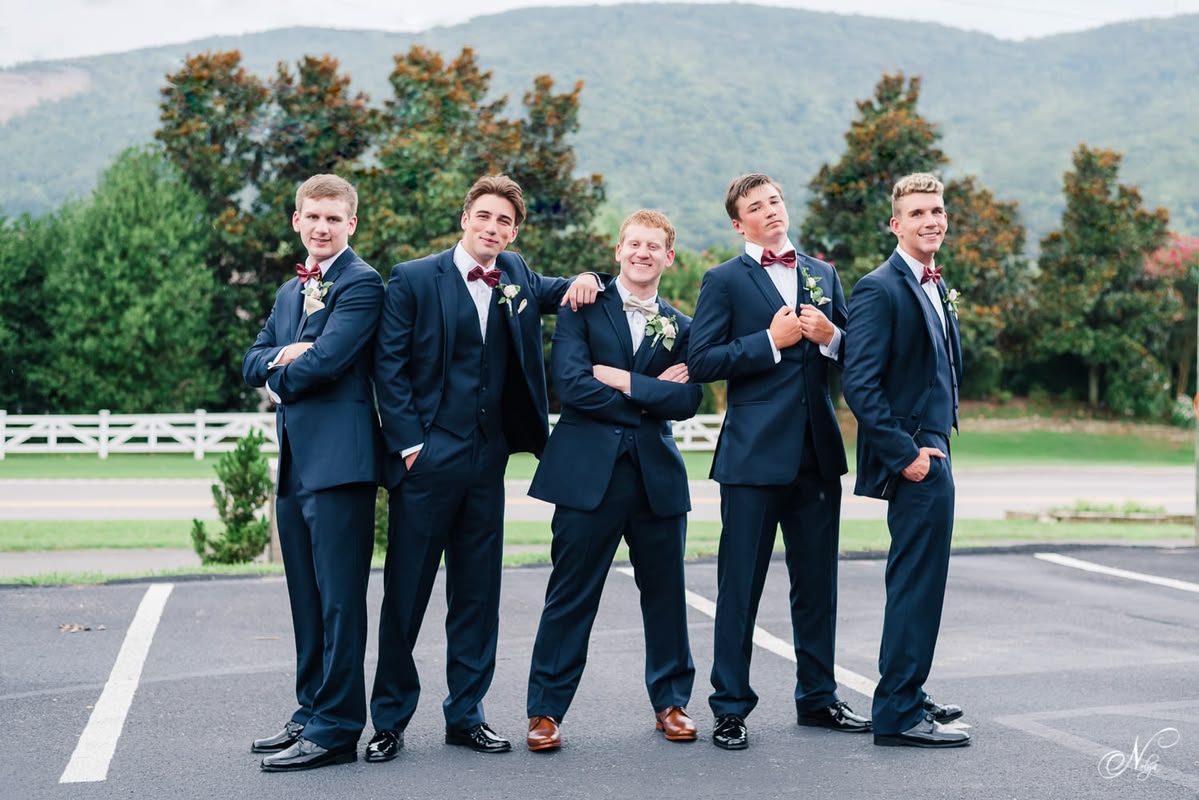 Luxury Prom Car Service and Chauffeur Transport FL-Limos